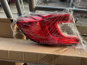Honda Accord 2018,2019,2020,2021 Tail Light.