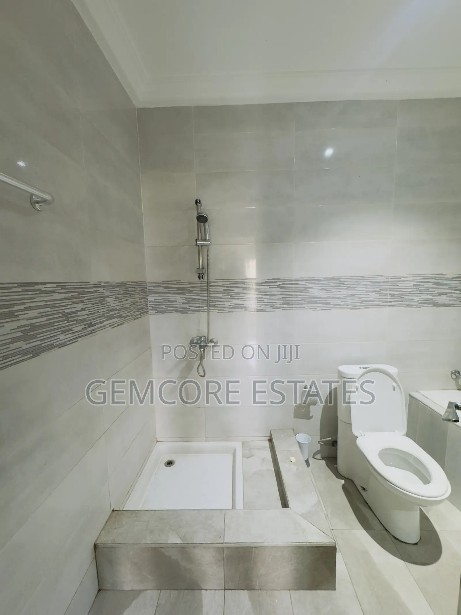 2bdrm Apartment in East Legon Hills, Ashaley Botwe for rent