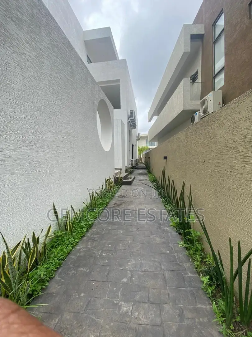 Furnished 4bdrm House in Cantonments for sale