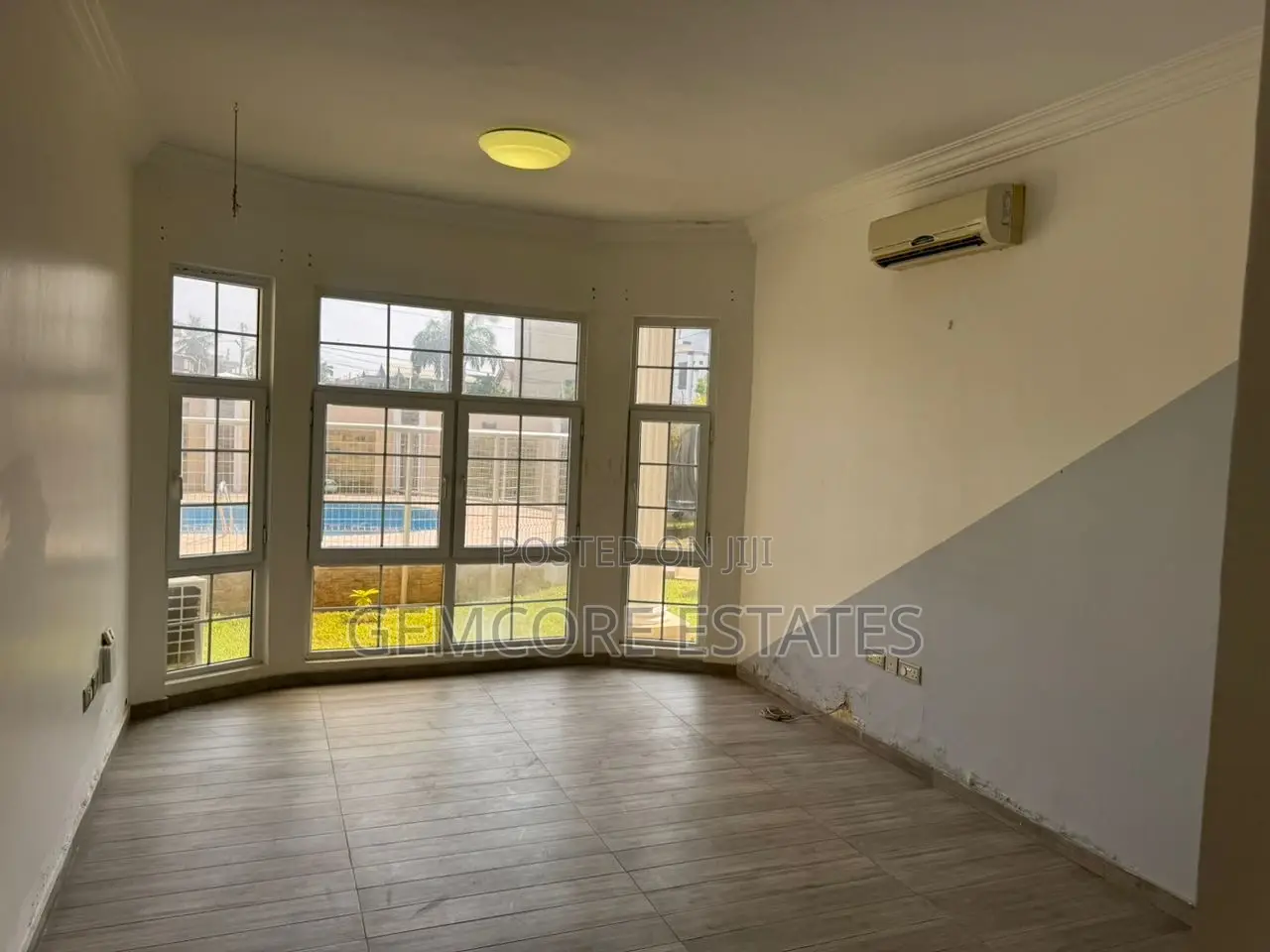 6bdrm House in East Legon for sale