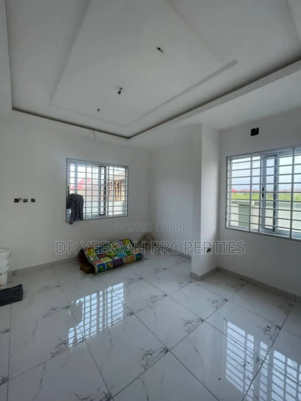 3bdrm House in Spintex: 3 Bedrooms for sale