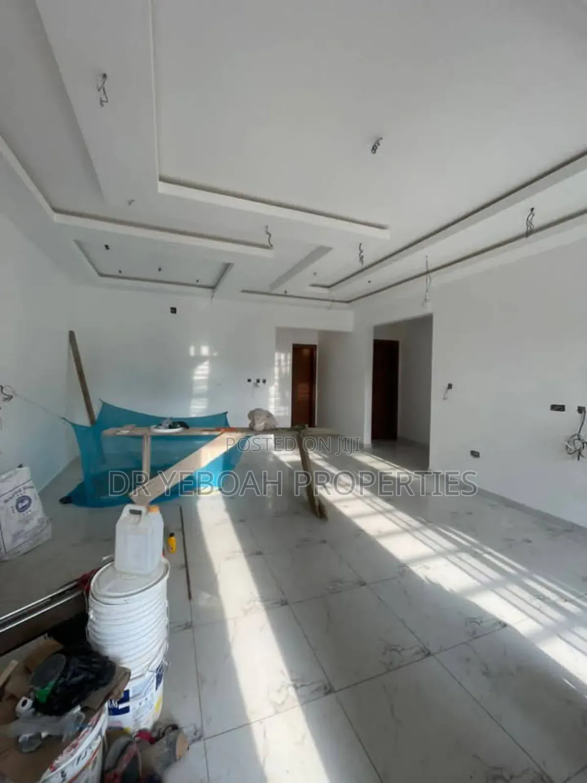 3bdrm House in Spintex: 3 Bedrooms for sale
