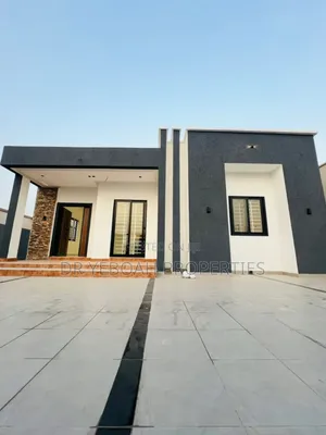 3bdrm Duplex in Oyarifa:- 3 Bedrooms for sale