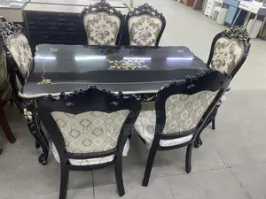 Classic Executive Wooden Royal Dining Table With Chairs