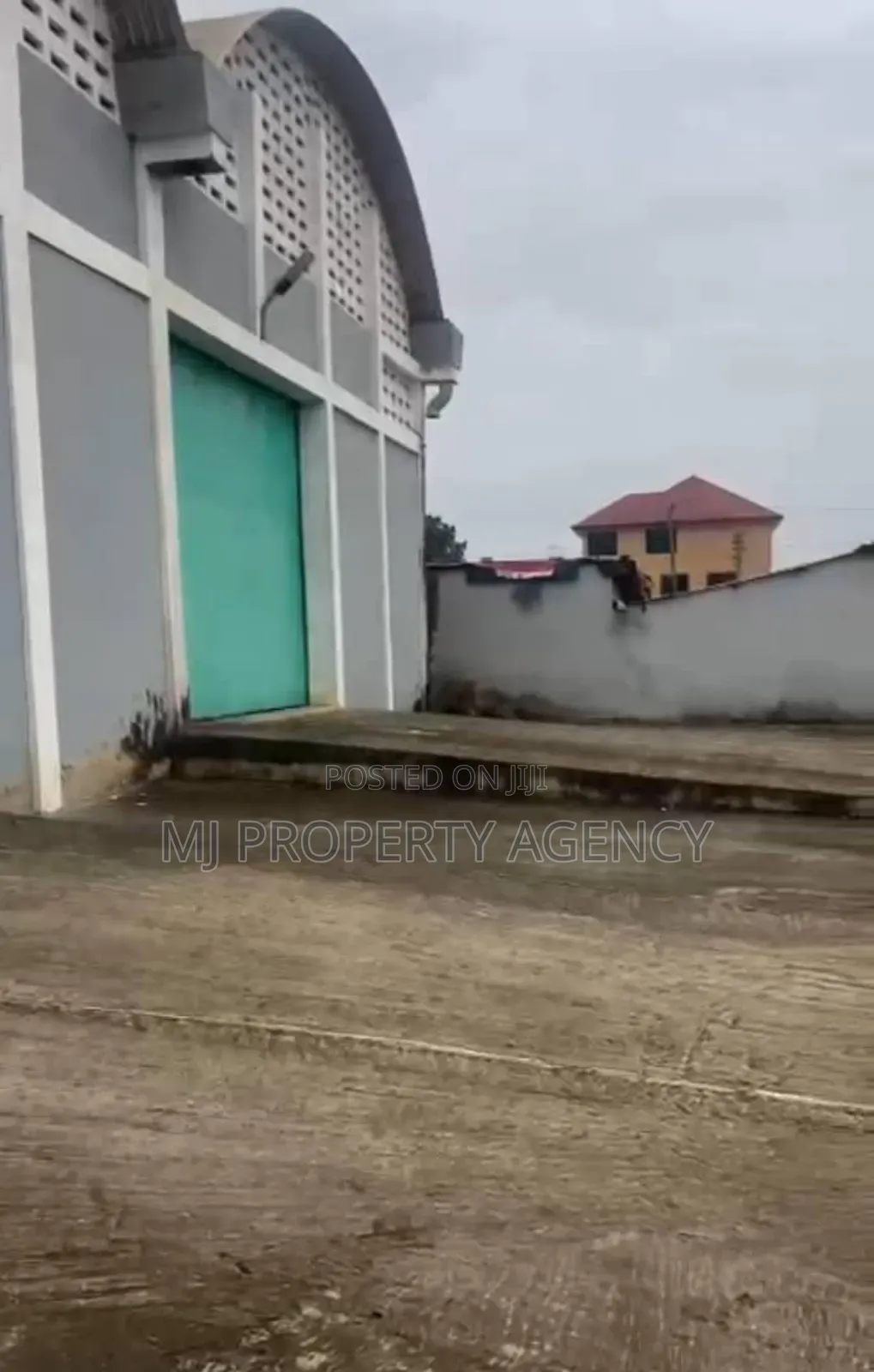 1000 SQM Self Compound Warehouse