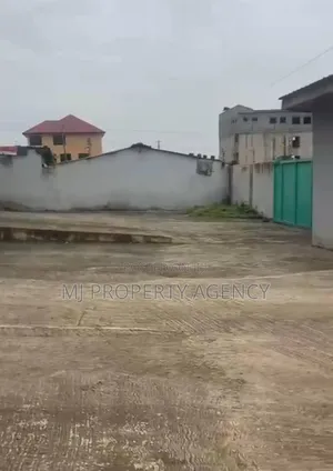 1000 SQM Self Compound Warehouse