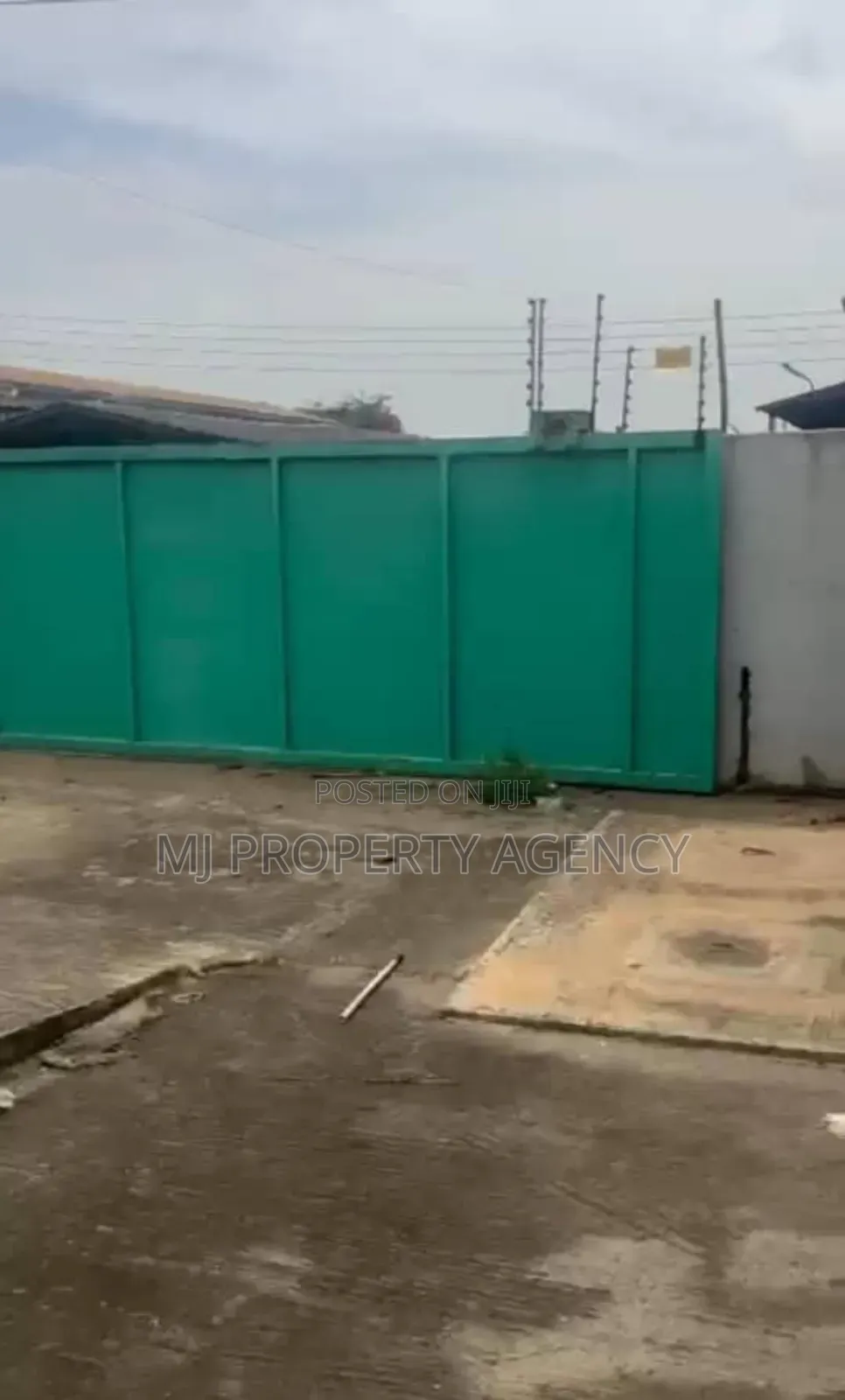 1000 SQM Self Compound Warehouse