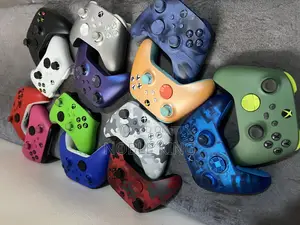Xbox Series S/X Controllers