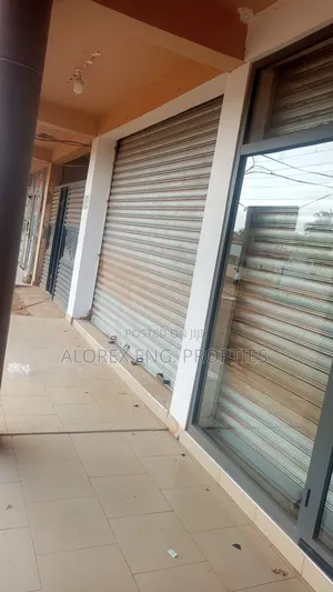 Shop for Rent at Oyarifa Teiman