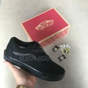 Vans Old Skool "Triple Black Canvas"