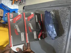Mitsubishi L200 Vodafone Front Brake Pads
