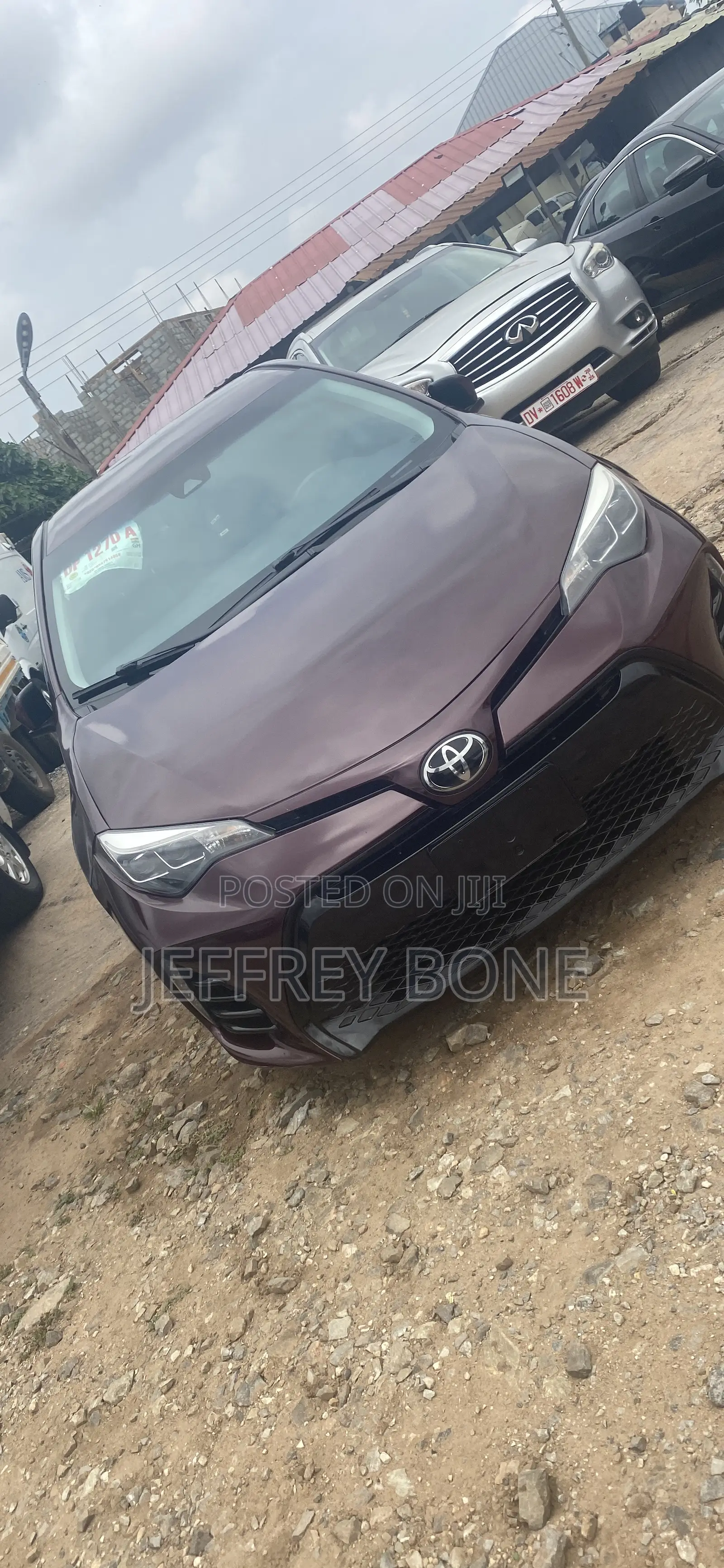 Toyota Corolla SE Special Edition 4dr Sedan (1.8L 4cyl CVT) 2017 Gray