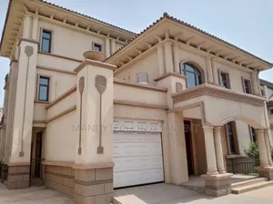 5bdrm Mansion in Adjiriganor for sale