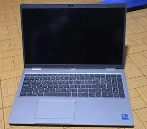 Laptop Dell Latitude 5520 16GB Intel Core I7 SSD 1T