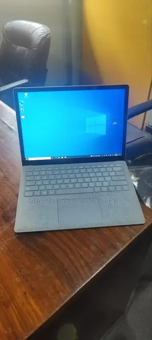 Laptop Microsoft Surface Laptop 2 8GB Intel Core i5 SSD 256GB