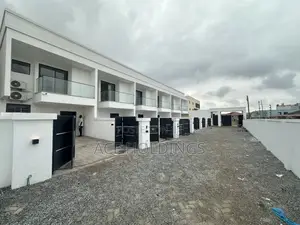 2bdrm Townhouse/Terrace in Nmai Dzorn for sale