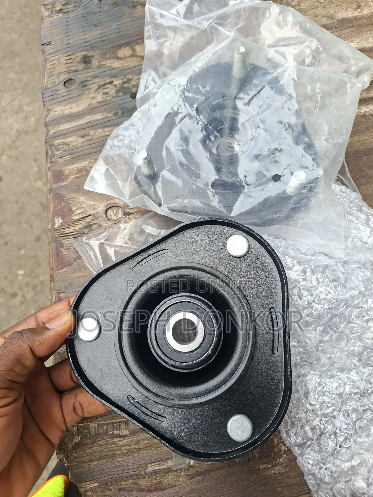Corolla Shocks Top Mounting 2014,2015,2016,2017,2018,2019