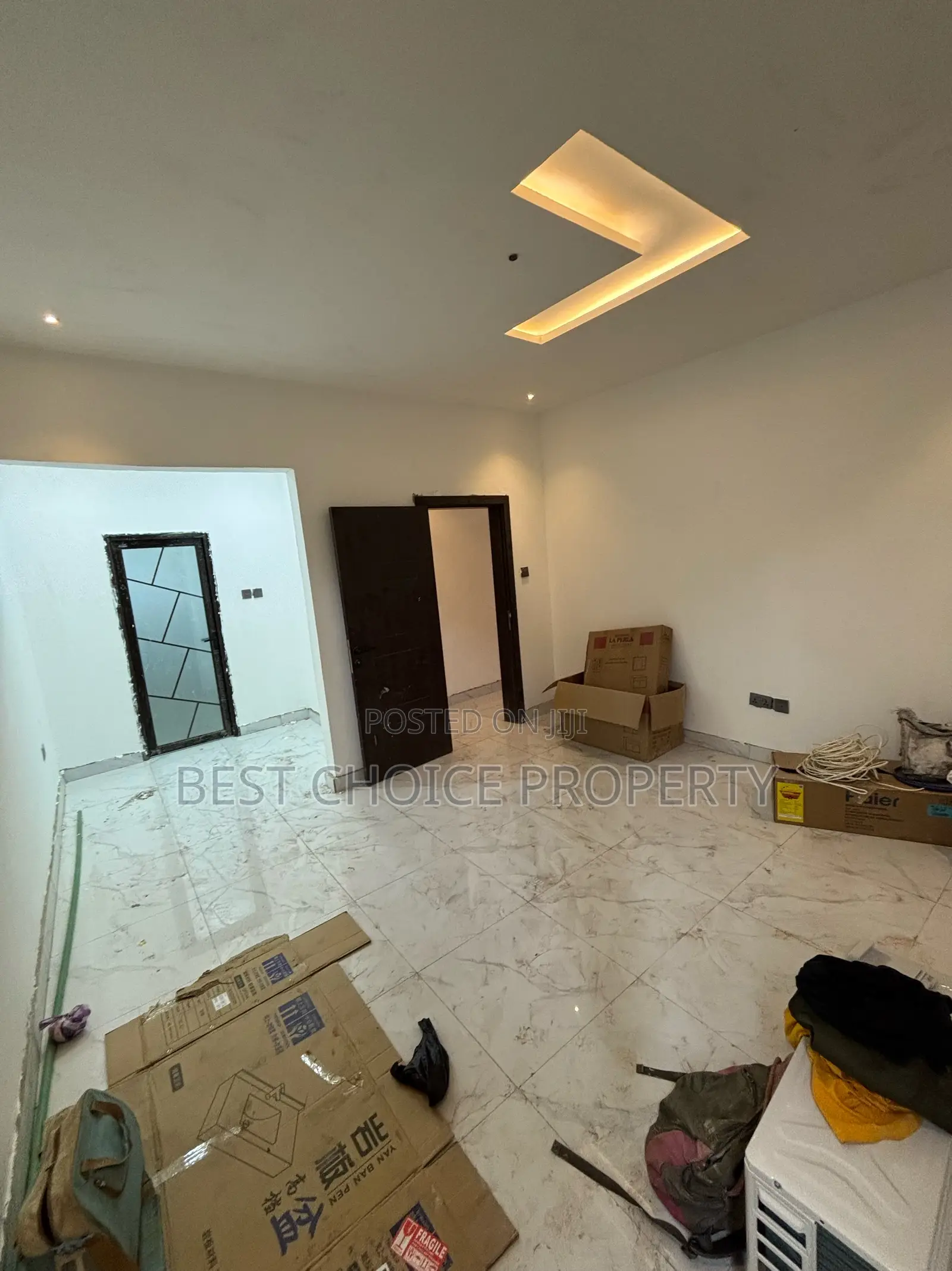 Executive Three Bedroom Available at Lakeside for Sale