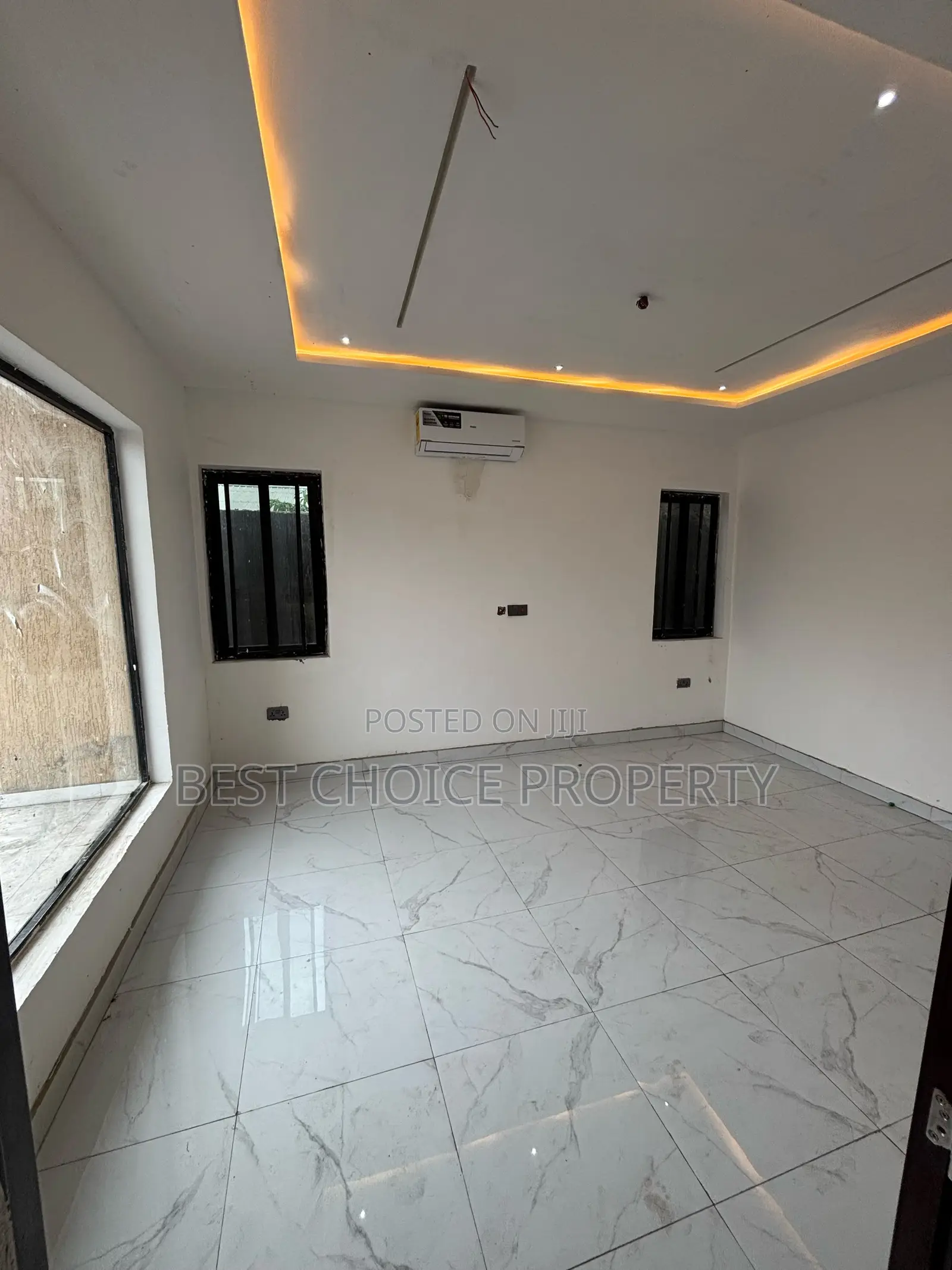Executive Three Bedroom Available at Lakeside for Sale