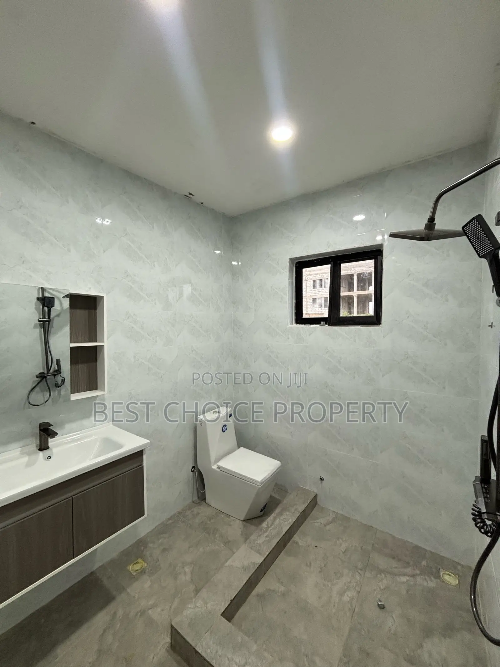 Executive Three Bedroom Available at Lakeside for Sale