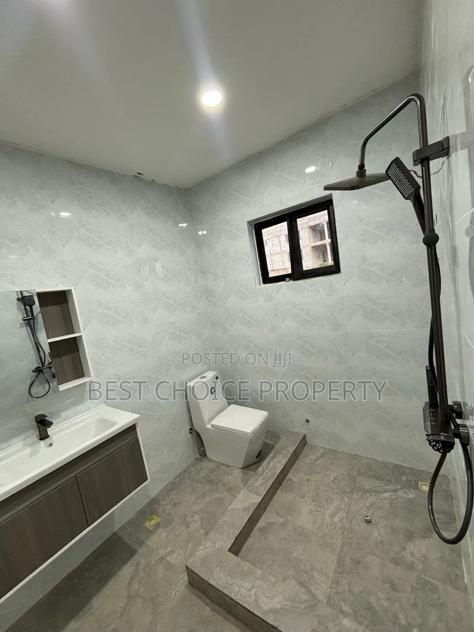 Executive Three Bedroom Available at Lakeside for Sale