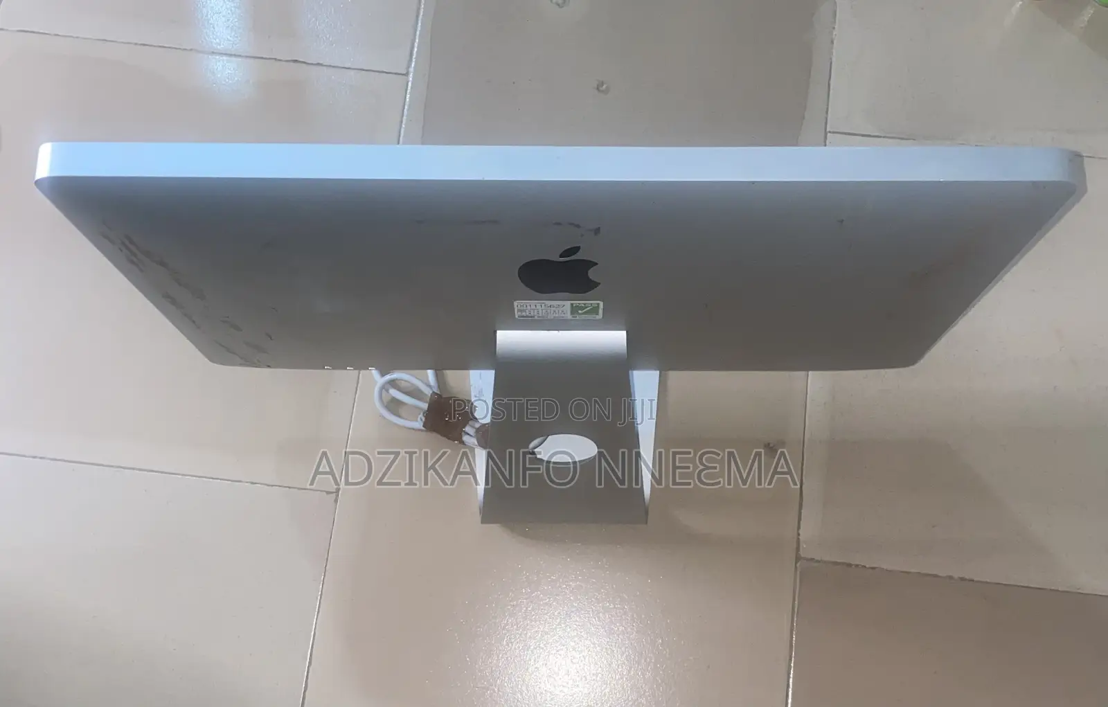 Apple Led Cinema Display (24inches)