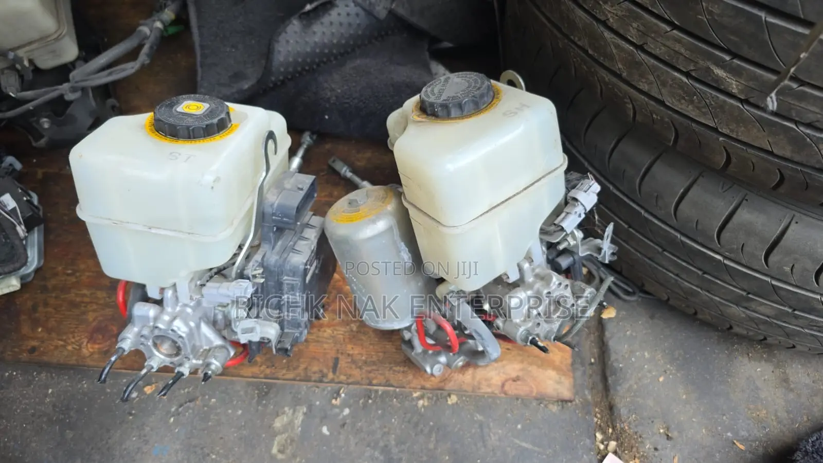 Toyota Land Cruiser V8 Abs