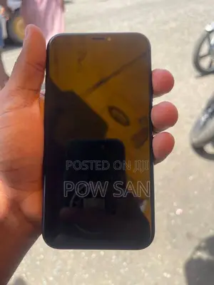 Apple iPhone XR 64 GB Black