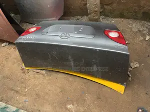 Toyota Corolla 2004 -2008 Boot / Trunk