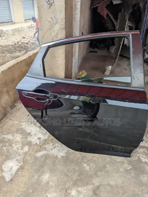 Honda Civic 2016,2017,2018,2019,2020,2021 Back Door Rh