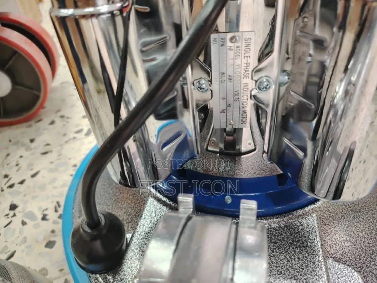 Commercial Quality Floor Scrubber | Cleaner Machine
