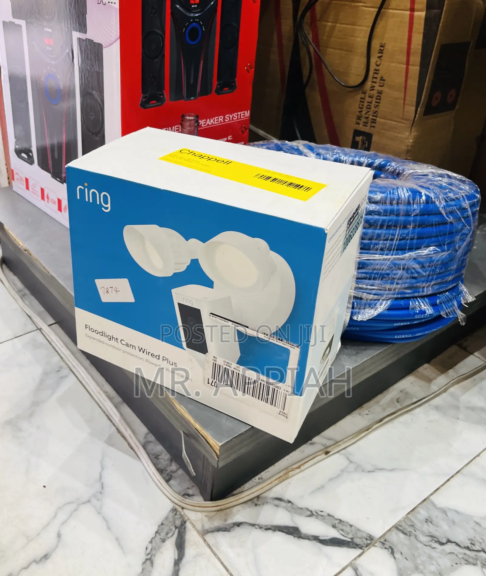 Choose Ring Floodlight Cam Wired Plus(1080p) 