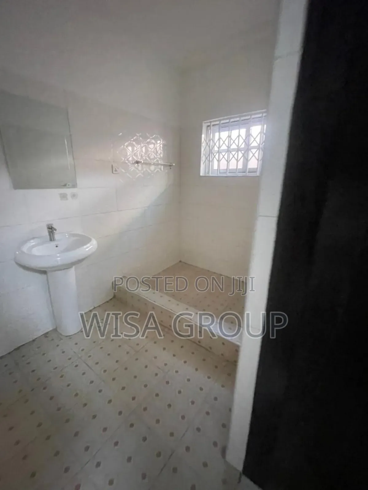 3bdrm House in Wisa Group, Accra Metropolitan for sale
