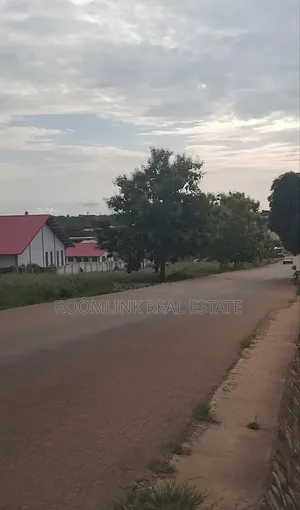 Land Close To Uenr And Cucg