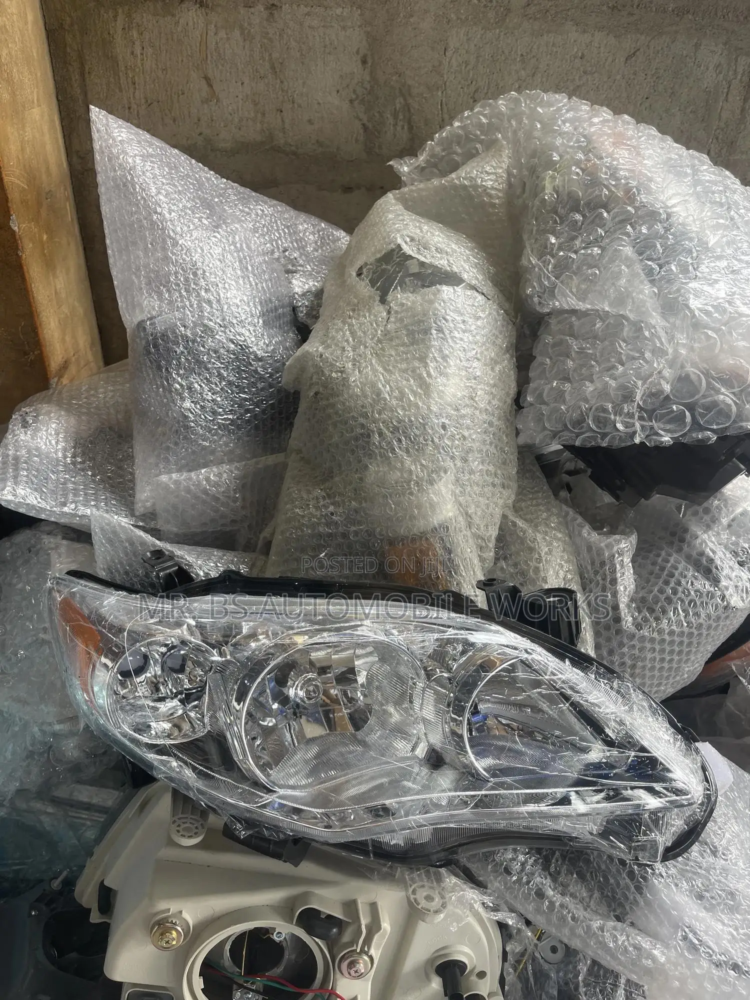 Toyota Corolla Headlights Pair 2011 To 2013 Models