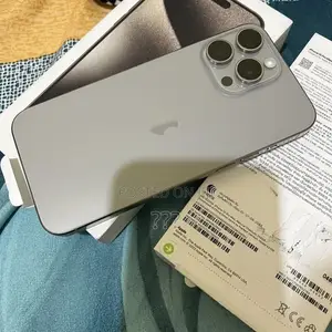 New Apple iPhone 15 Pro Max 256 GB Silver
