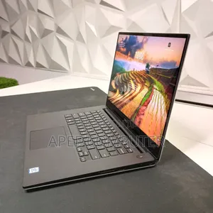 Laptop Dell Precision 5540 16GB Intel Core i9 SSD 512GB