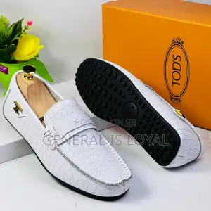 White Tod’S Loafer
