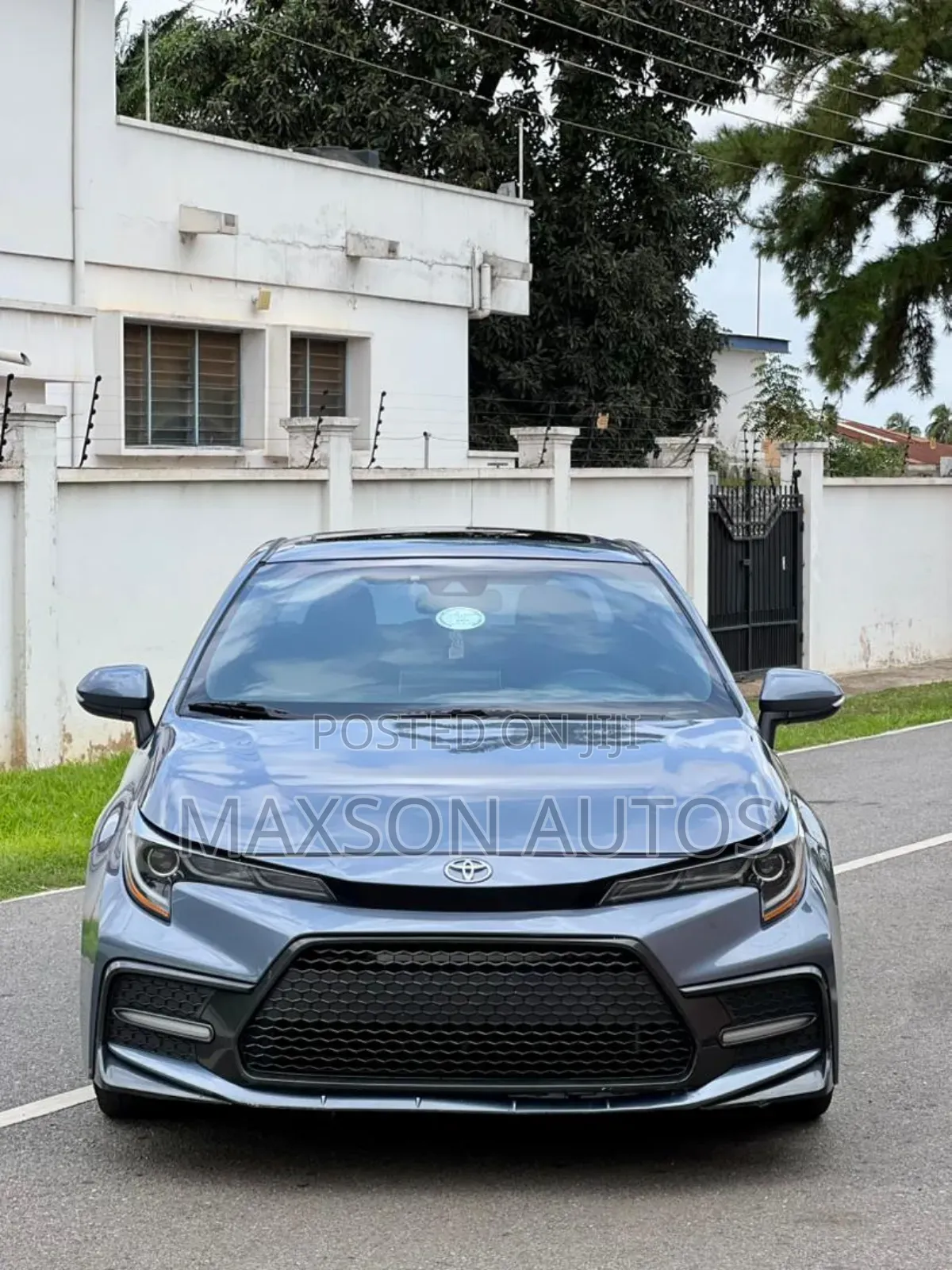 Toyota Corolla SE 2020 Blue