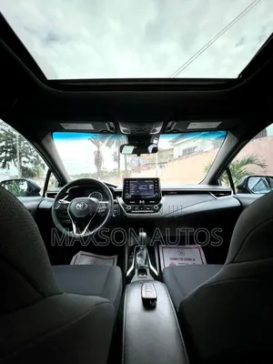 Toyota Corolla SE 2020 Blue