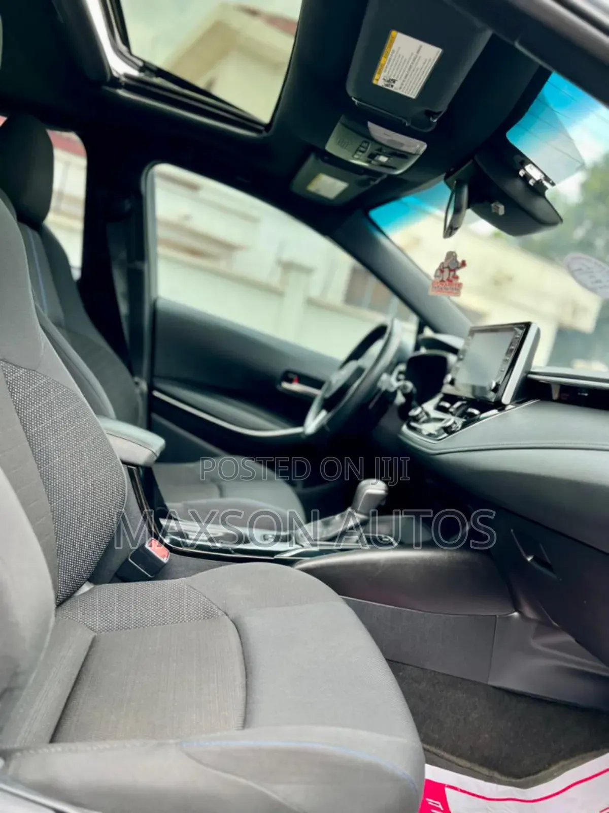 Toyota Corolla SE 2020 Blue