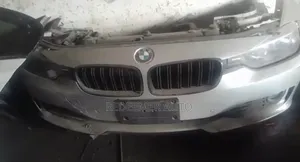 BMW F30 Front Cut