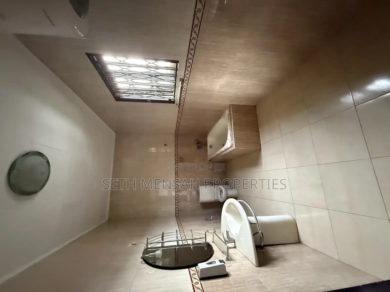 5bdrm House in Skm, Medifem Area for rent