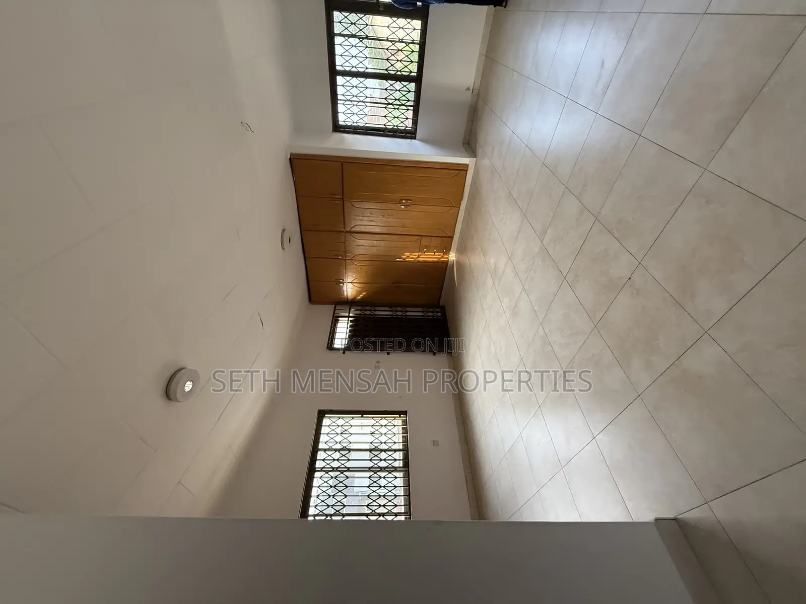 5bdrm House in Skm, Medifem Area for rent