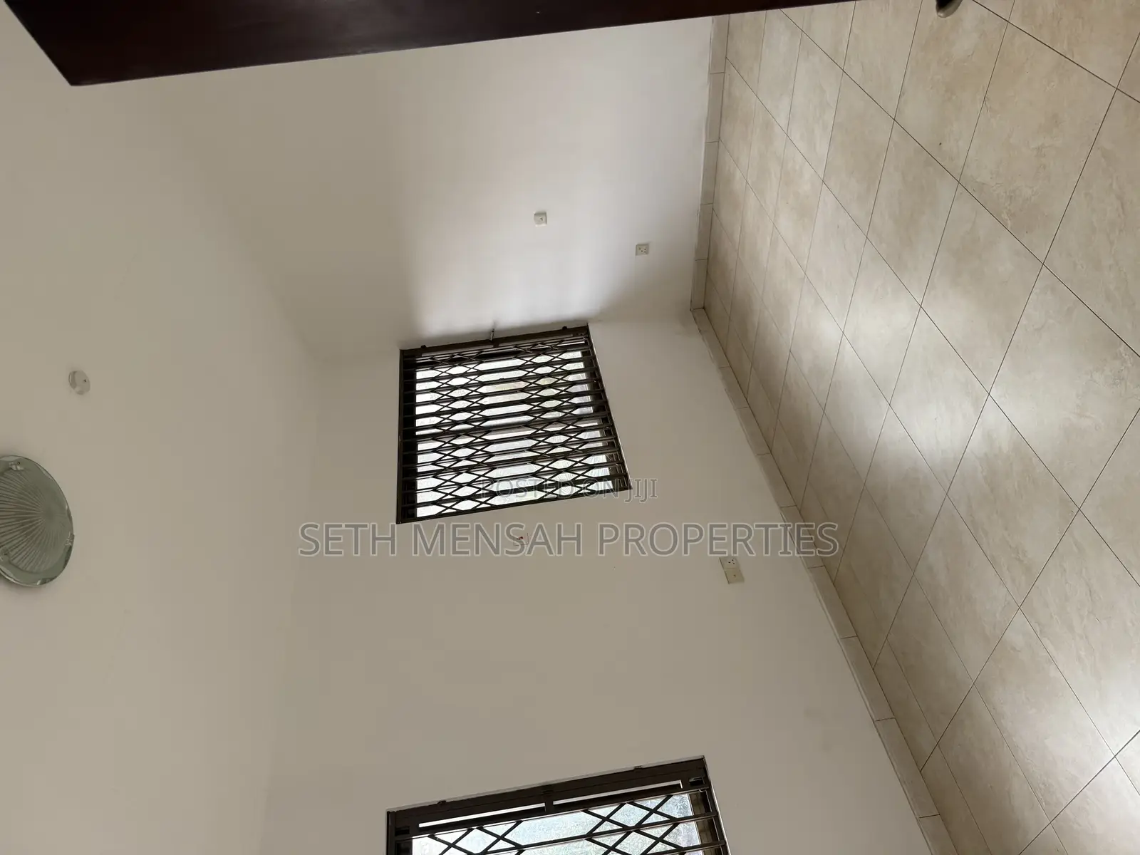 5bdrm House in Skm, Medifem Area for rent