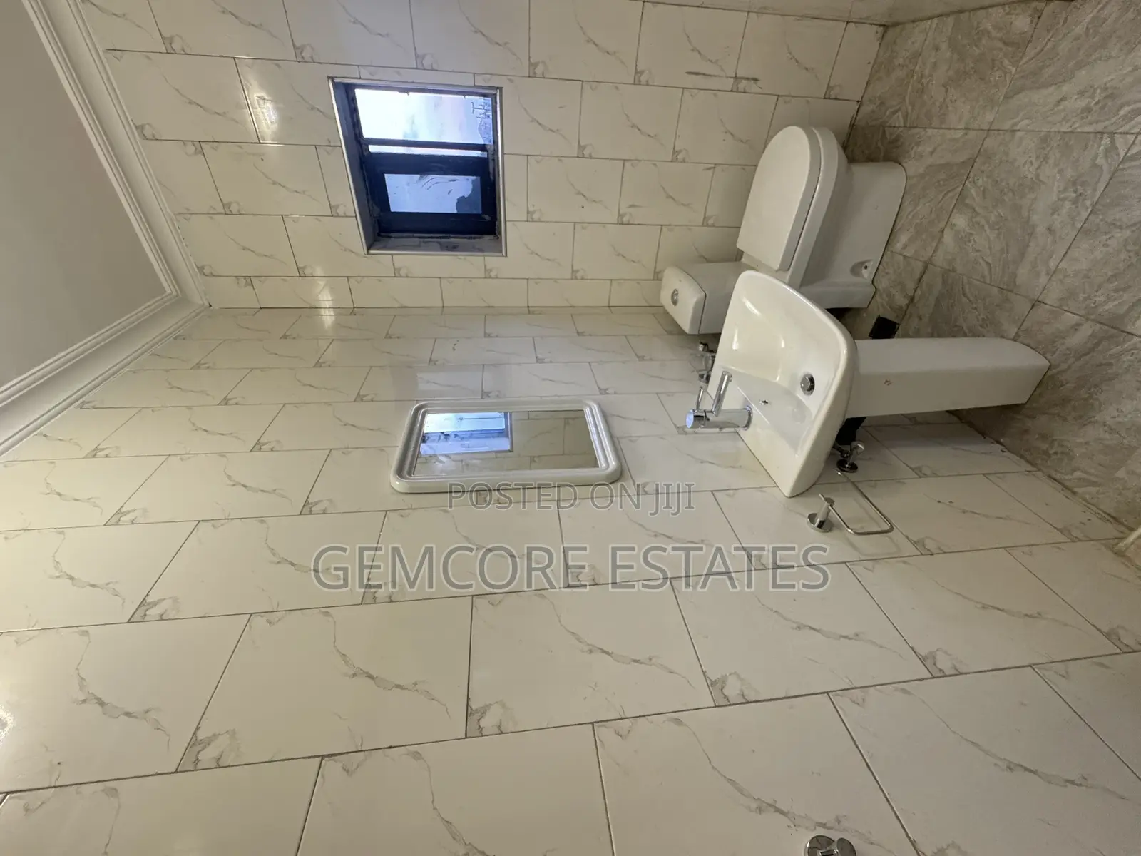 2bdrm Apartment in Ogbojo, East Legon for rent