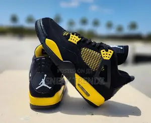 Air Jordan R4 Thunder Yellow