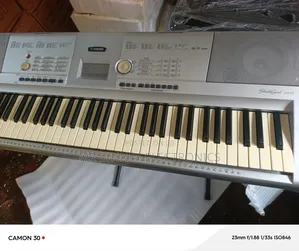Yamaha Portable Grand Dgx205