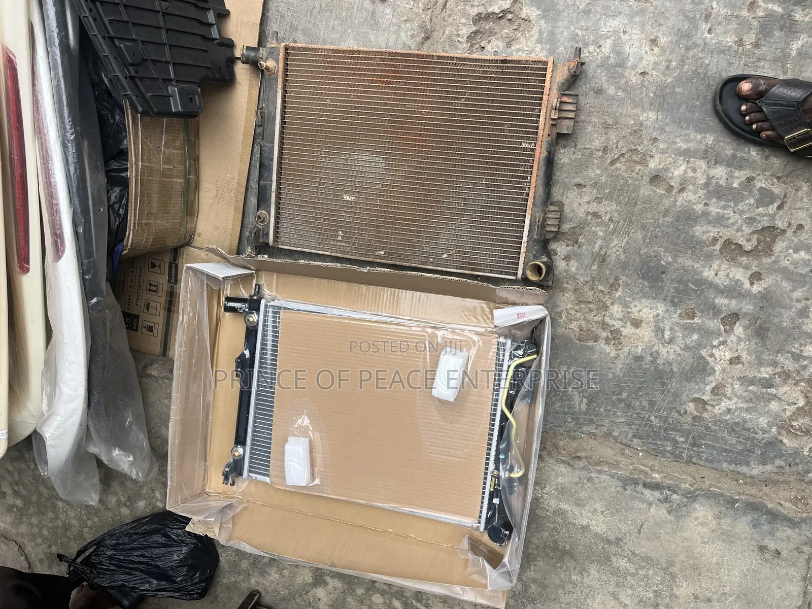 Hyundai Accent 2012 2013 2014 2015 2016 2017 Radiator Tank