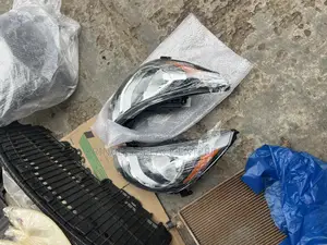Hyundai Accent 2011 2012 2013 Head Light Pair